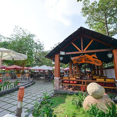 Hoa Binh 2 Hotel Long Xuyên 외부 사진