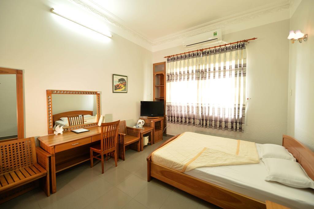 Hoa Binh 2 Hotel Long Xuyên 외부 사진