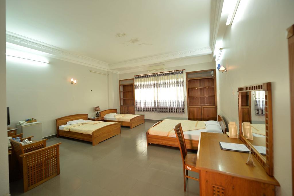 Hoa Binh 2 Hotel Long Xuyên 외부 사진