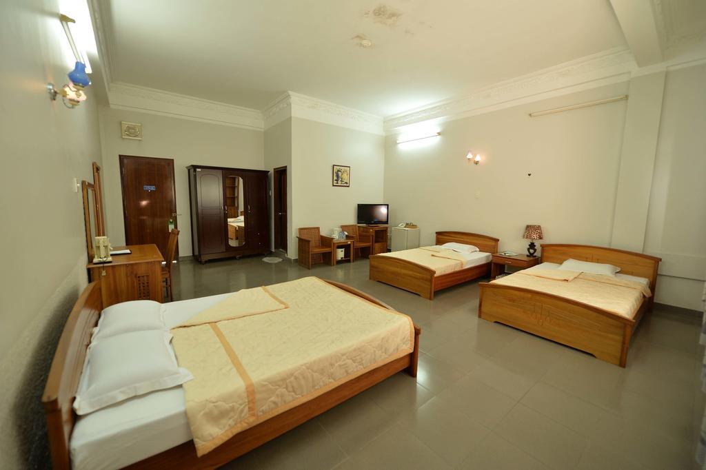 Hoa Binh 2 Hotel Long Xuyên 외부 사진
