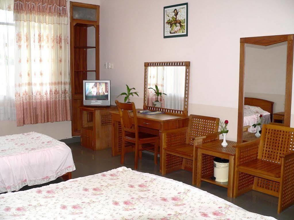 Hoa Binh 2 Hotel Long Xuyên 외부 사진